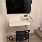 Entierement Equipe A 10 Min De La Defense Apartment *